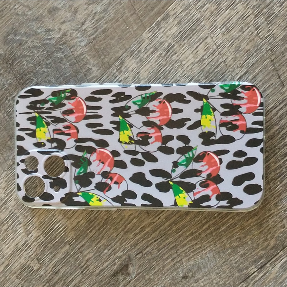 👄 🍒 Stella Saksa Wild Cherry iphone 13 Case